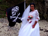 300年前の海賊の幽霊と結婚した女性がスピード離婚していた！？「幽霊には迂闊に手を出すな」と人々に警告