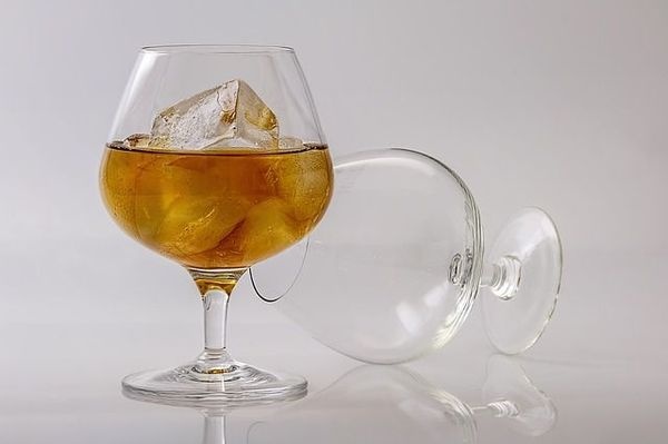 ストレス発散しているつもりが、実は逆効果になっていること「愚痴を言う」「お酒を飲む」