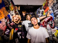 ONE OK ROCK公式サイトより