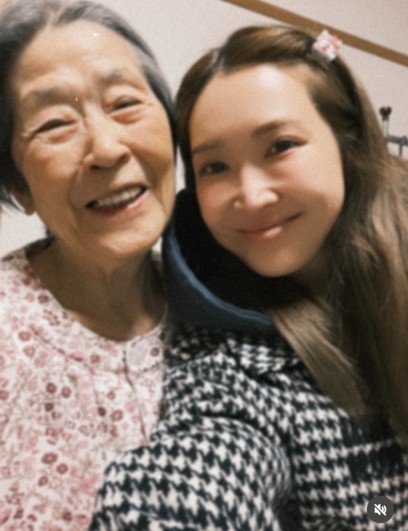 Instagram:紗栄子(@saekoofficial)より