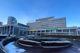 校内で『複数人・盗撮』　市立中学校教諭(30代)懲戒免職　教諭は「日頃のストレスからやってしまった」