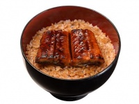 500円...？（画像は「名代 宇名とと」の公式サイトより）