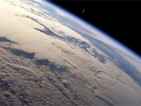 【動画】大画面推奨、宇宙から見た地球の高画質大迫力映像