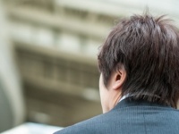 やっぱ、そこだよねー！　男性が退職を考える原因4つ！「労働時間と給与が見合っていない」