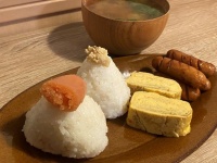 〝夜中に食べたら10倍おいしい定食〟が6.5万人の食欲刺激　「真夜中の優勝」「10倍なんてもんじゃない」と話題