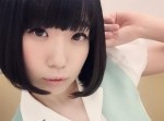 夢眠ねむ、雰囲気の違う大人っぽい“ＯＬ姿”で登場！「吸い込まれそう。」