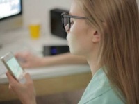 ウザいわぁ……。未読スルーしたくなるLINE・6選