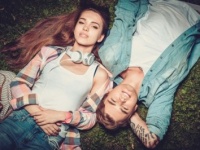 友達として好きの意味って？　「女として好き」との違い