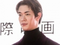 宮沢氷魚