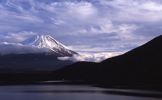 本栖湖からの富士山 - Mt.Fuji and Lake Motosuko