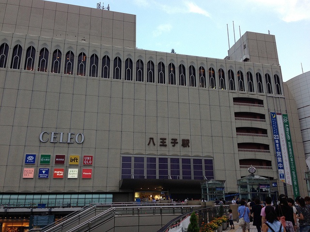 突然の関西弁...その真相は？（keyakiさん撮影、flickrから）