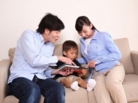 息子ができたら習わせたい習い事ランキング⇒2位「水泳」、1位は？