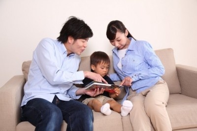 息子ができたら習わせたい習い事ランキング⇒2位「水泳」、1位は？