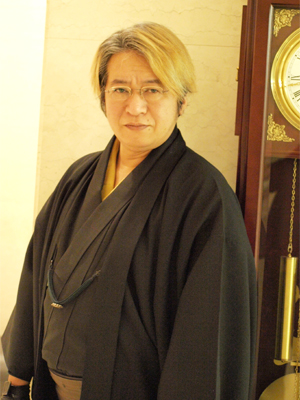 『書楼弔堂』は「視点を空欄」にした小説 京極夏彦さんインタビュー（２）