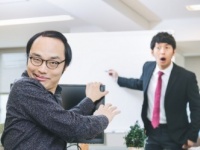 世渡りうまそう!?　「マジメ」VS「不マジメ」　男性が「お得」だと思うのは……