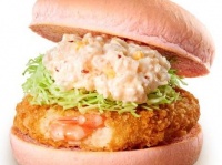 桜えびタルタルのエビバーガー