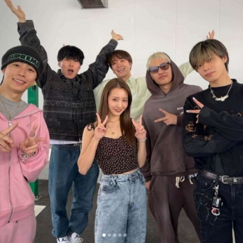 インスタグラム：板野友美(@tomo.i_0703)より