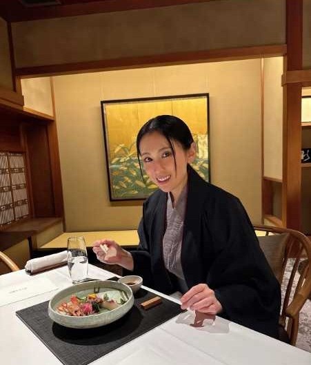 Instagram:雛形あきこ(@akiko_hinagata)より