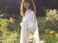 ももちひろこ最新シングル「好きだから言えない」MV公開！ 人気モデル・前田希美が出演