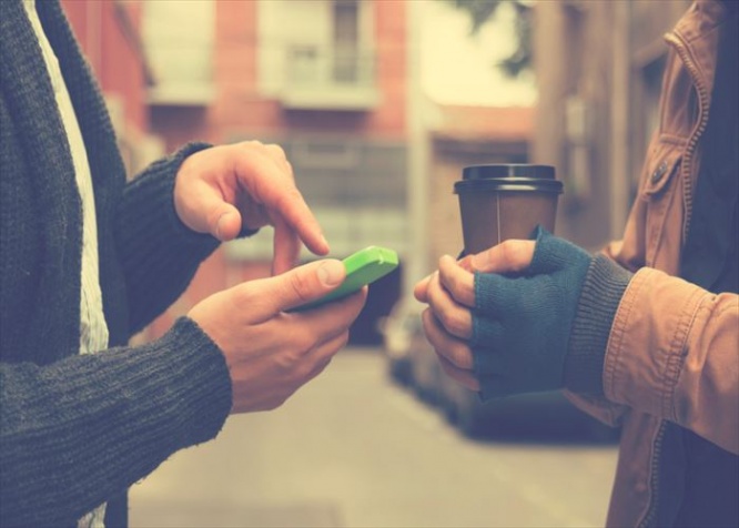 iStock_000080589421_Small_R