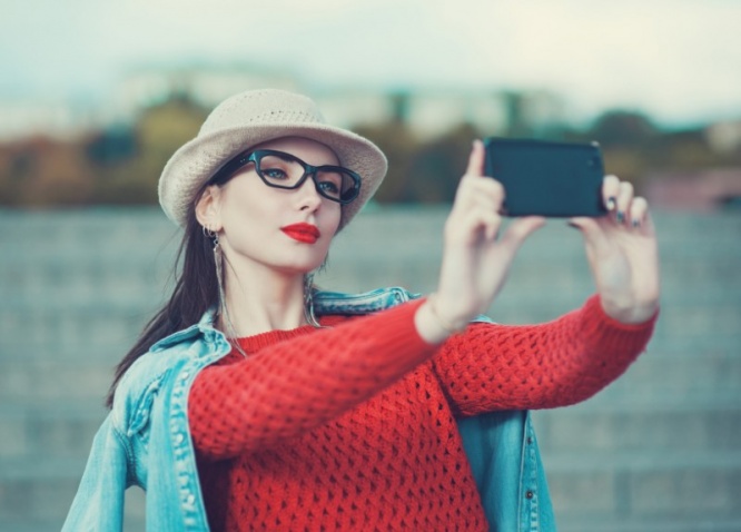 iStock_000052681570_Small