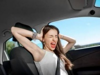 今スグ降りるぅぅっ!!　デートで乗りたくない男の車の特徴7つ！