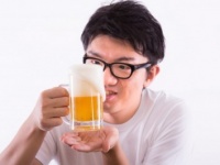 「デキない男」が飲み会で必ずやってしまうこと・6つ