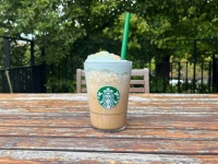 ジェラートピケ×スタバのコラボがスタート！『ピケ モコ ブーケ &#038; ティー ラテ』実食レポ