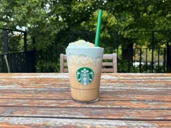 ジェラートピケ×スタバのコラボがスタート！『ピケ モコ ブーケ & ティー ラテ』実食レポ