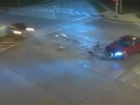 「神に車の運転を託した」信号無視し暴走事故を起こした女性の供述