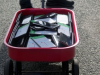 Google mapハッキング実験。中古のスマホ99台を持ち歩き「仮想渋滞」を起こした男性（ドイツ）