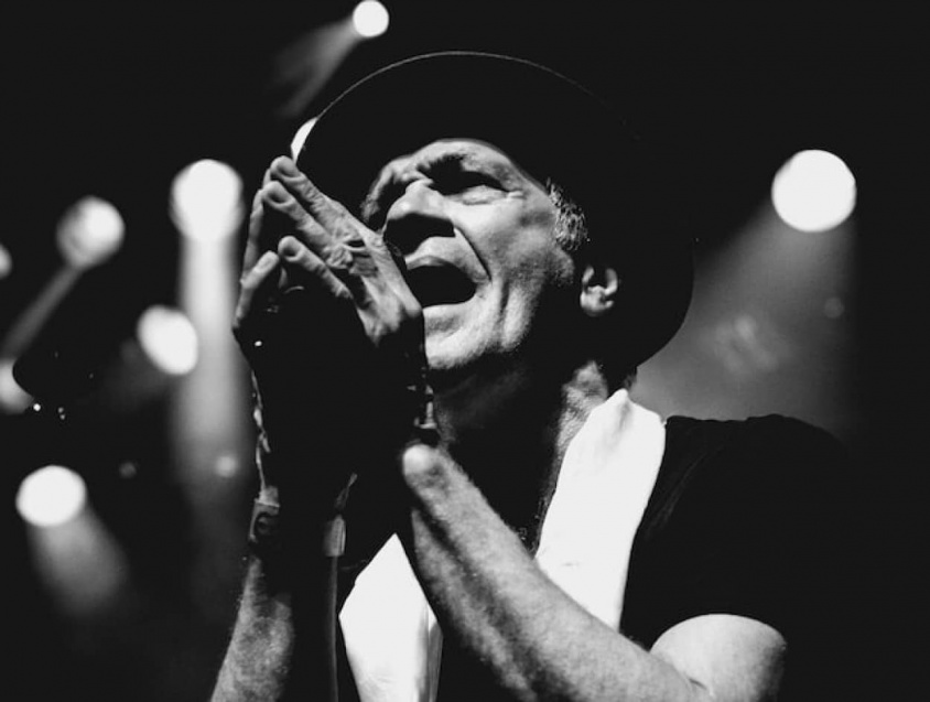 人はなぜ、年を取るにしたがって声質が変わってくるのか？声を若く保つ秘訣は？