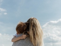 危険。母親に依存する「マザコン男子」の特徴7つ