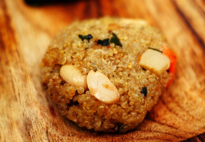 foodex-japan-quinoa-sushi