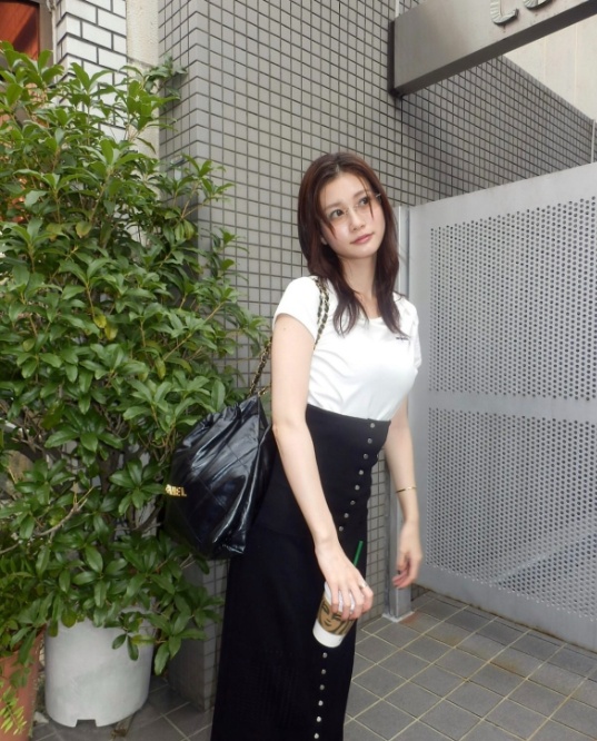 Instagram:生見愛瑠(@meru_nukumi)より