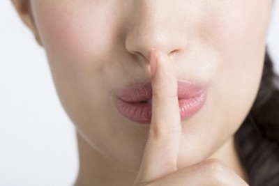 墓場まで持ってく！　彼氏が知ればもっとも傷つく「隠し事」・6つ