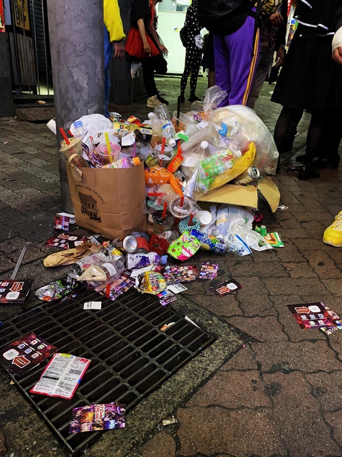 garbage-shibuya-halloween25