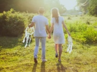 ロマンティックか現実的か。夫婦の馴れ初めエピソードが聞きたい