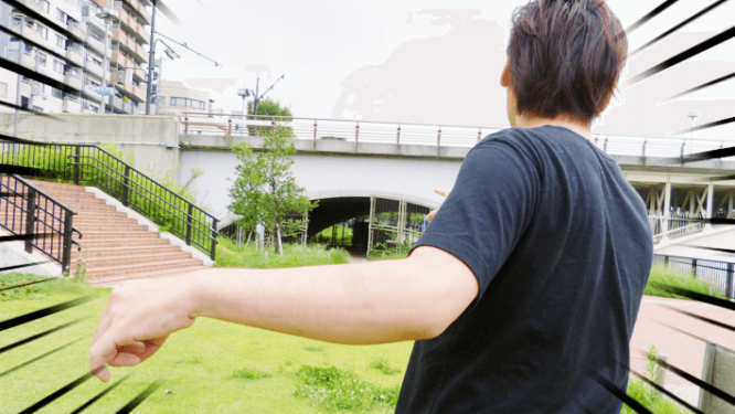 目視で確認出来ない程のスピードだ by Tomo先輩