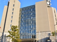 ホテルで『少女と性交』　特別支援学校教諭(33)逮捕　教諭は「(SNSで知り合ったので)16歳未満とは知らなかった」