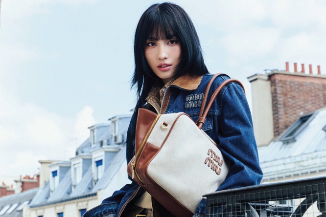 TWICE MOMO 5/28発売『Numéro TOKYO』に登場! パリでの雑誌撮影は初!!