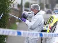 イギリスの民家で男女の遺体を発見。科学捜査班も出動し物々しい騒ぎとなったが警察は「説明不能」いったい何が？
