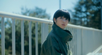 ⒞2022 映画「やがて海へと届く」製作委員会