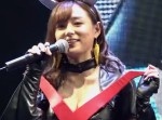 篠崎愛がセクシーマジンガーに！　Ｖの字谷間に目がつぶれちゃいそう