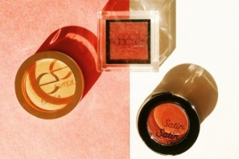 色の組み合わせ自由自在！　この秋冬買いたい「シングルアイシャドウ」3選