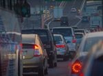 怖い！　高速道路で無理矢理停車させられ殴られる…