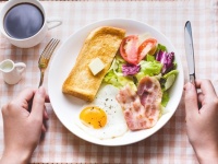 朝からエネルギーチャージ！ 社会人がいつも食べている朝ごはんのバリエーション6選