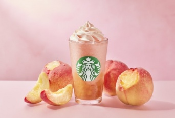 スターバックスからピーチをがぶりとまるかじりするような「GABURI ピーチ フラペチーノ」が登場