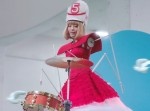 きゃりーの新曲MＶがカオス！　中華どんぶりの上でもダンスしちゃうw