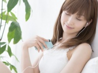 ラブソングならぬ「生理ソング」って？　生理中、女子が聞きたくなる曲・5選